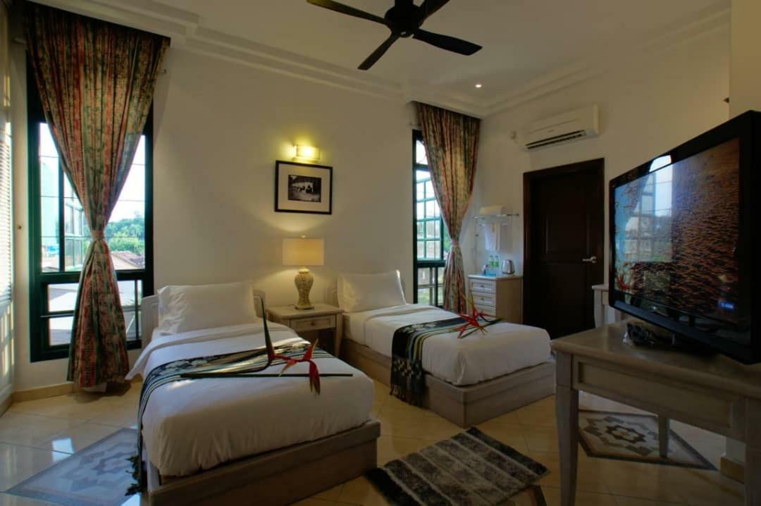 Kinta Bali Villa Ипох Екстериор снимка