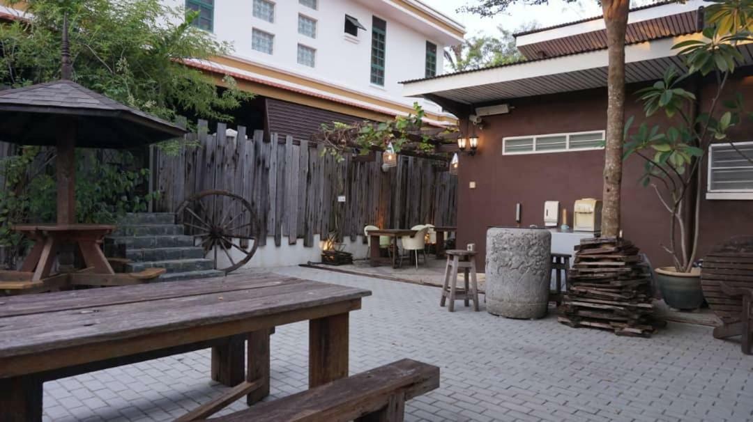 Kinta Bali Villa Ипох Екстериор снимка