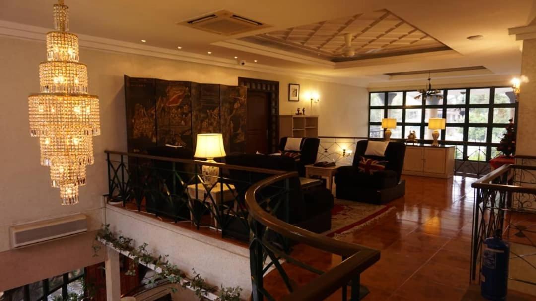 Kinta Bali Villa Ипох Екстериор снимка
